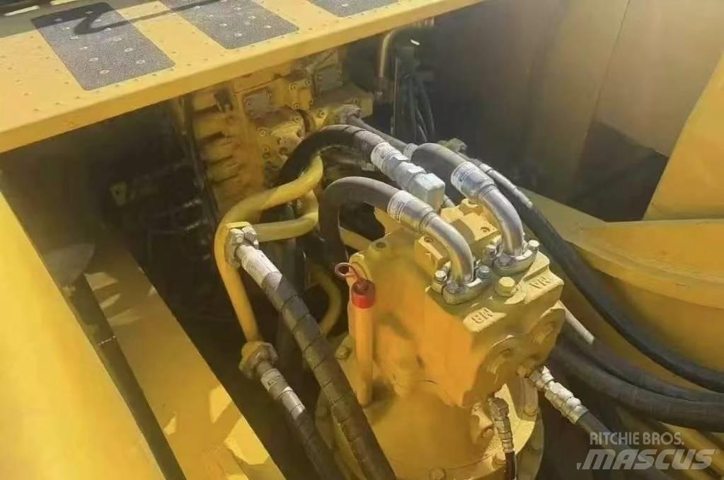 Komatsu PC 350 履带挖掘机