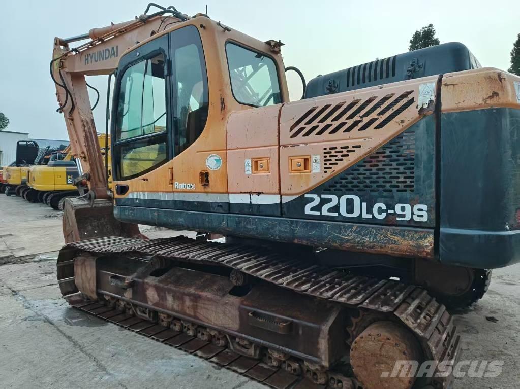 Hyundai R220LC-9S 履带挖掘机