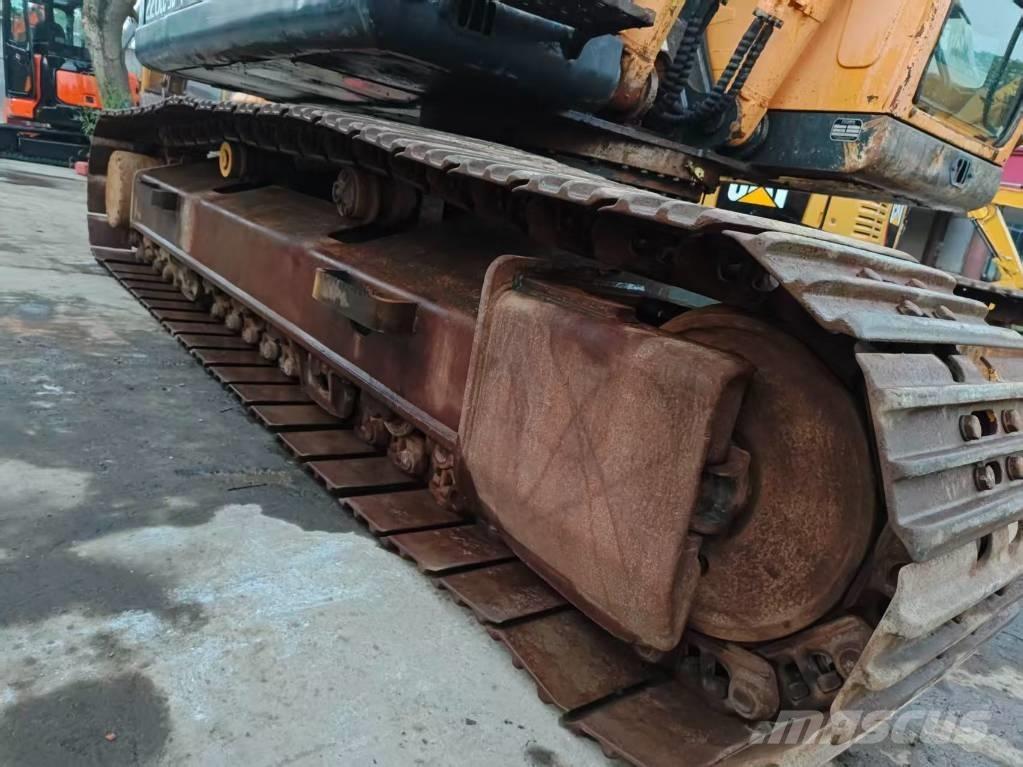 Hyundai R220LC-9S 履带挖掘机