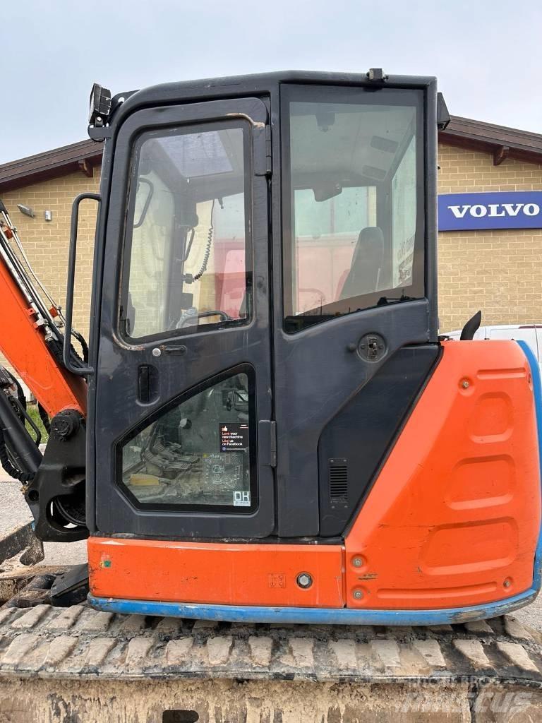 Hitachi ZX 65 US B-5 小型挖掘机