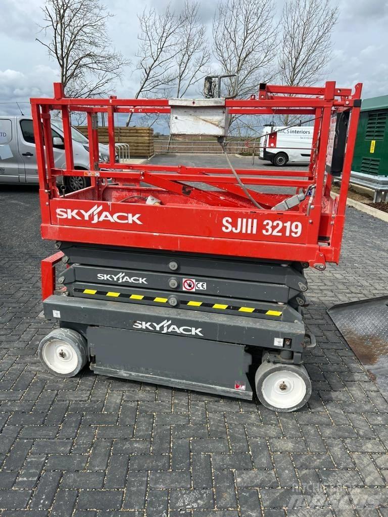 SkyJack SJ 3219 剪叉式升降机