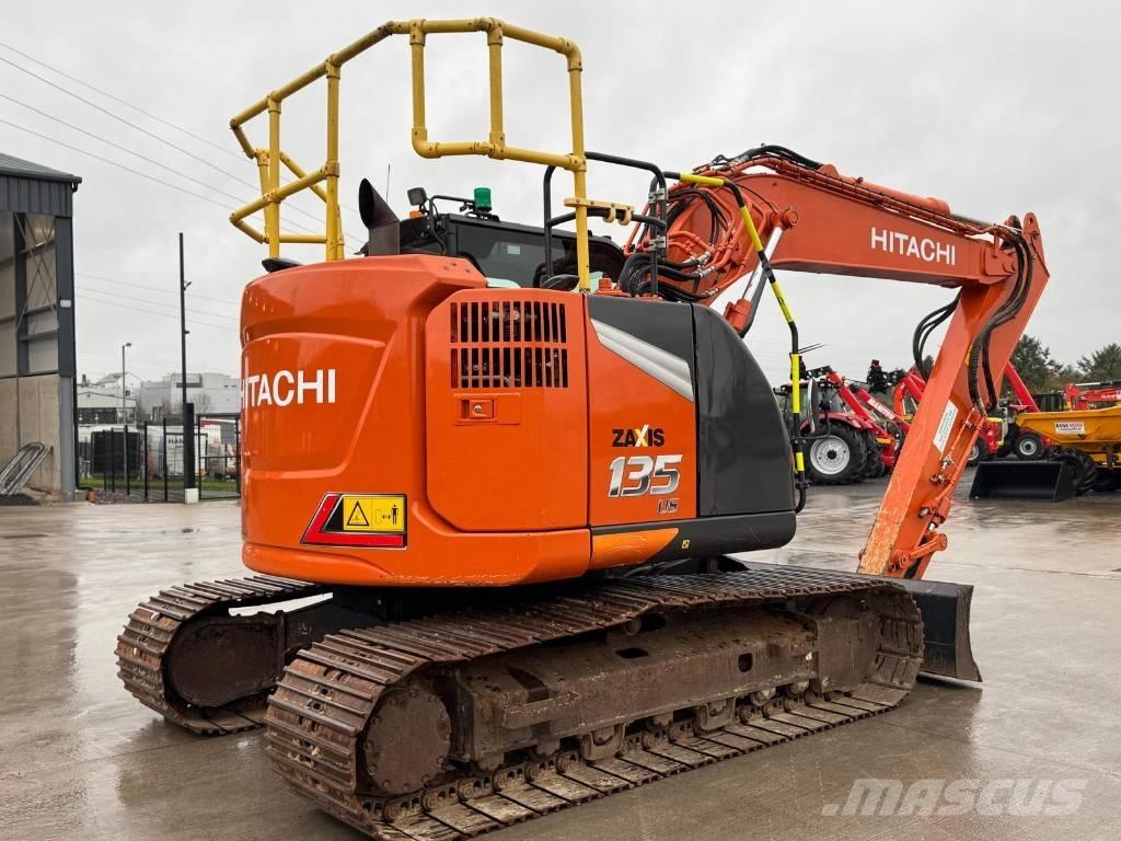 Hitachi ZX 135 US-7 履带挖掘机