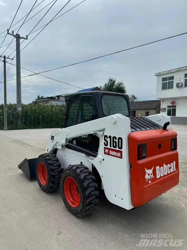 Bobcat S 160 滑移装载机