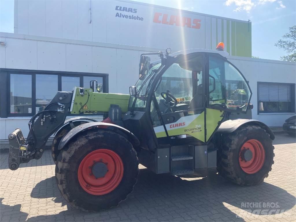 CLAAS Scorpion 741 伸缩臂叉装车|叉装车