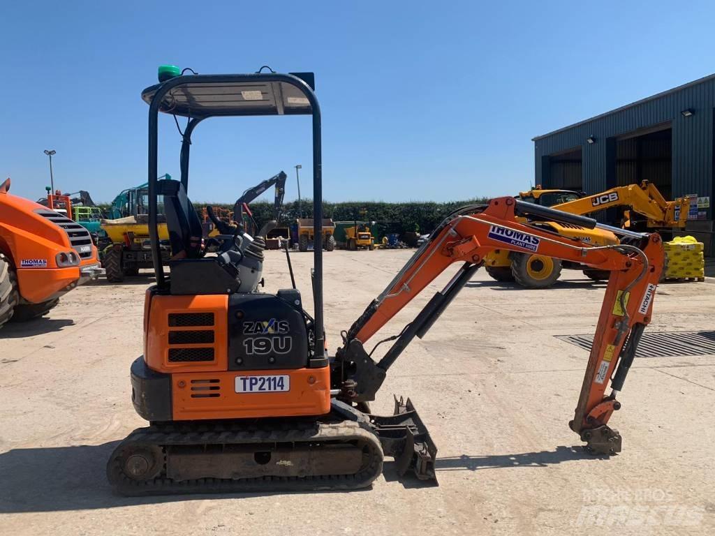 Hitachi ZX 19 U-5 小型挖掘机