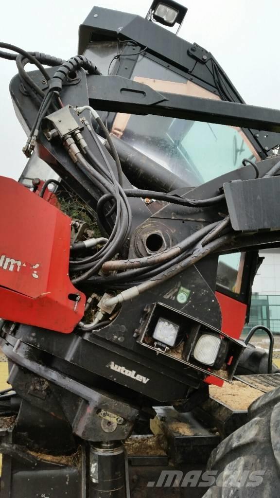 Valmet 901 收割机