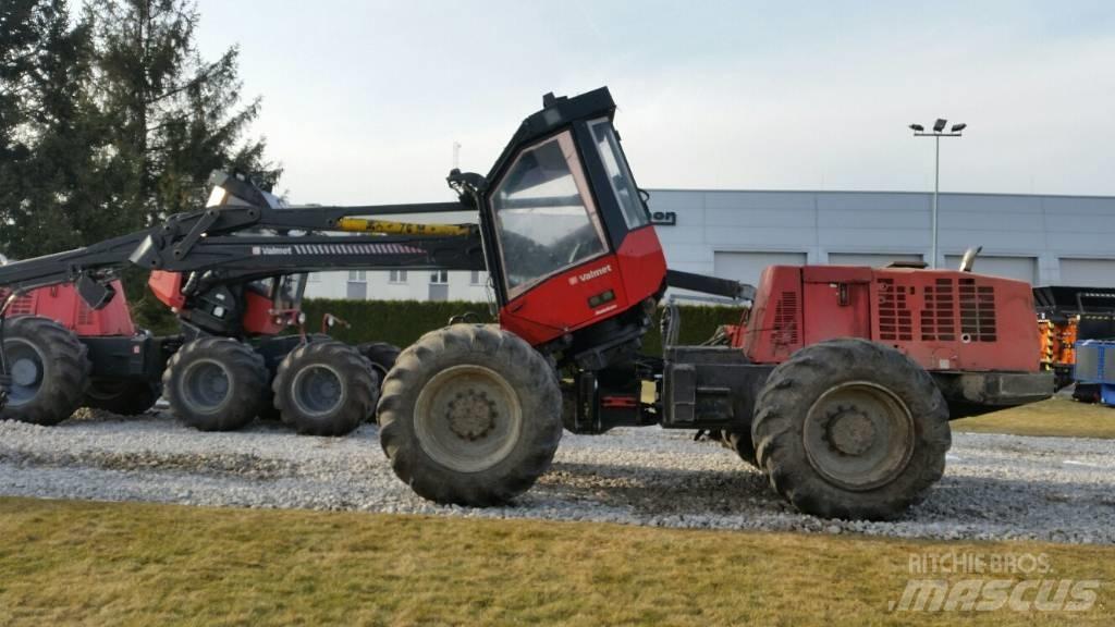 Valmet 901 收割机