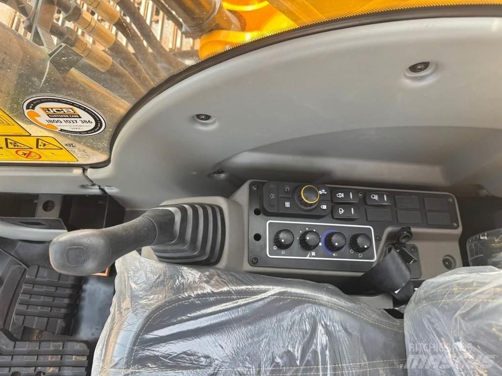JCB 205 特种挖掘机
