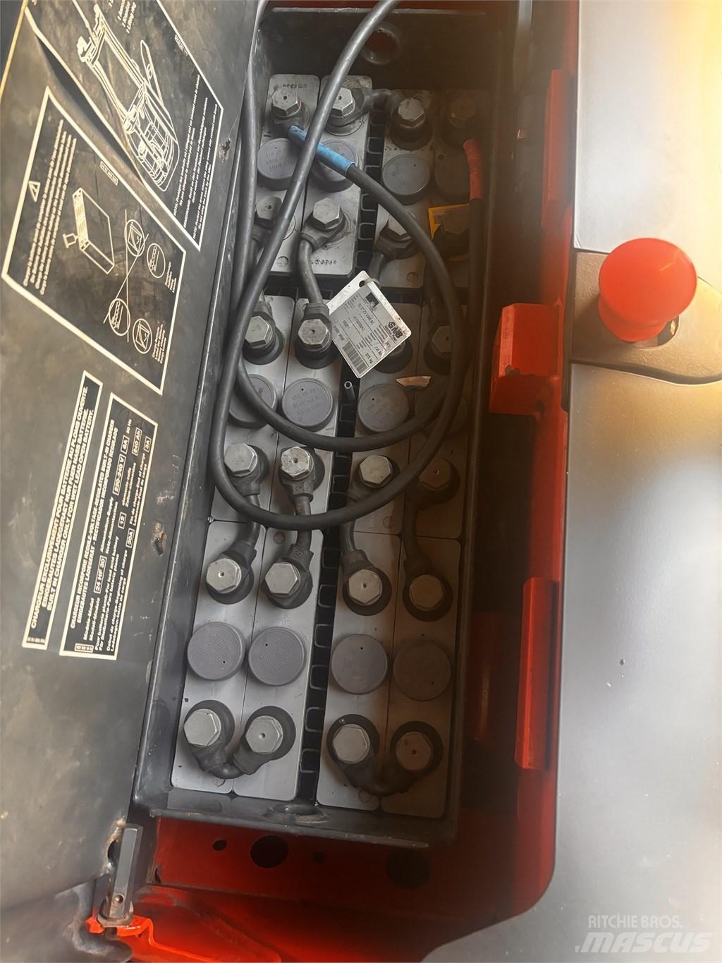 Linde L 16 手推堆垛车