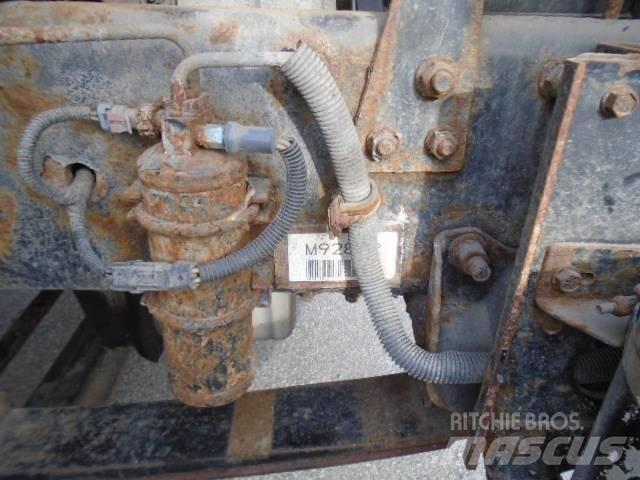Freightliner M 106 厢式货车