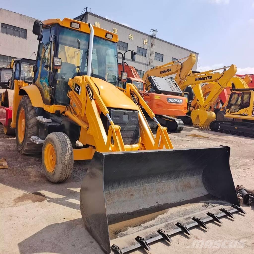JCB 3 CX 反铲装载机
