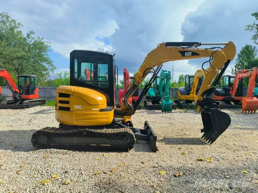 CAT 305 C CR 小型挖掘机