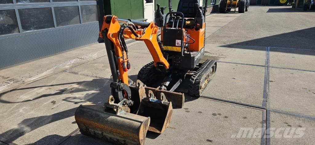 Doosan DX 10 Z 小型挖掘机