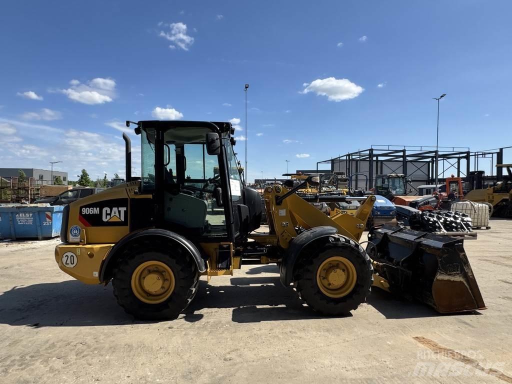 CAT 906M 轮式装载机