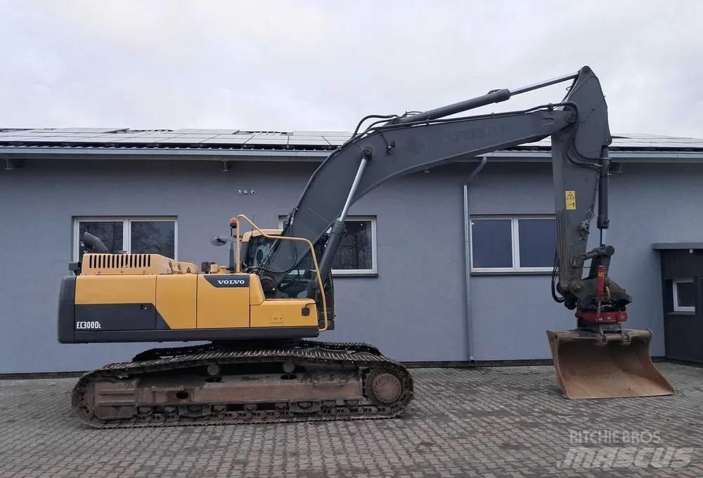 Volvo EC 300 D L 履带挖掘机