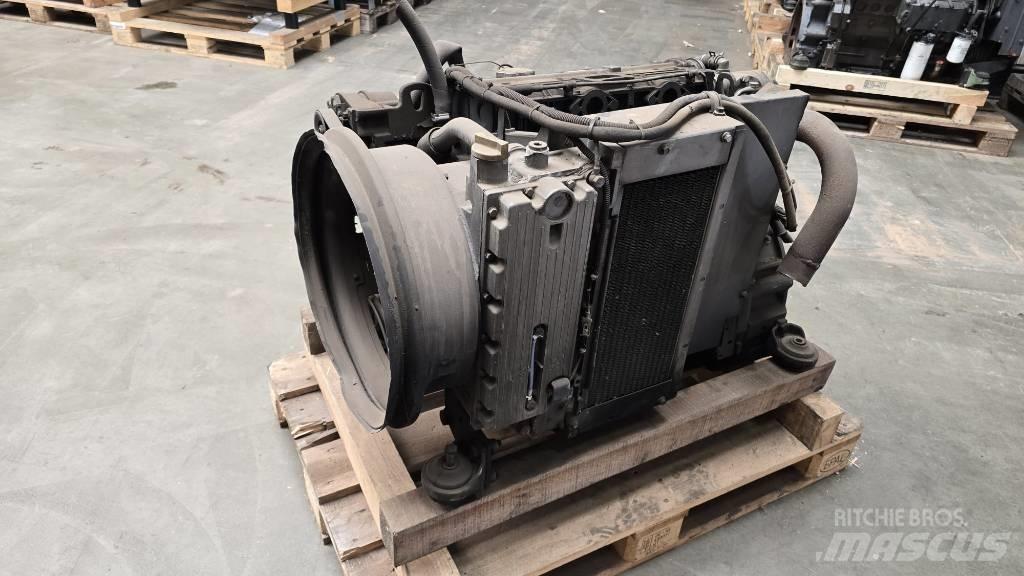 Deutz BF4M1012 发动机