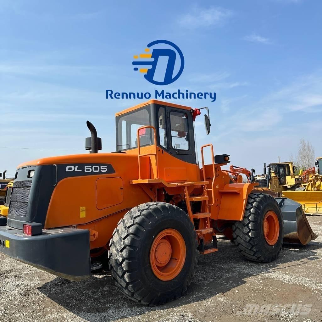 Doosan DL505 轮式装载机