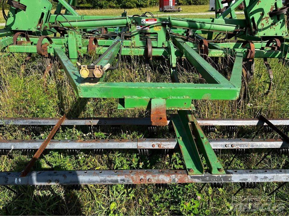 John Deere 960 手扶中耕机