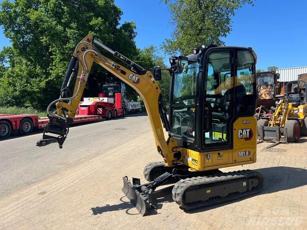 CAT 301.8 Next Gen 小型挖掘机