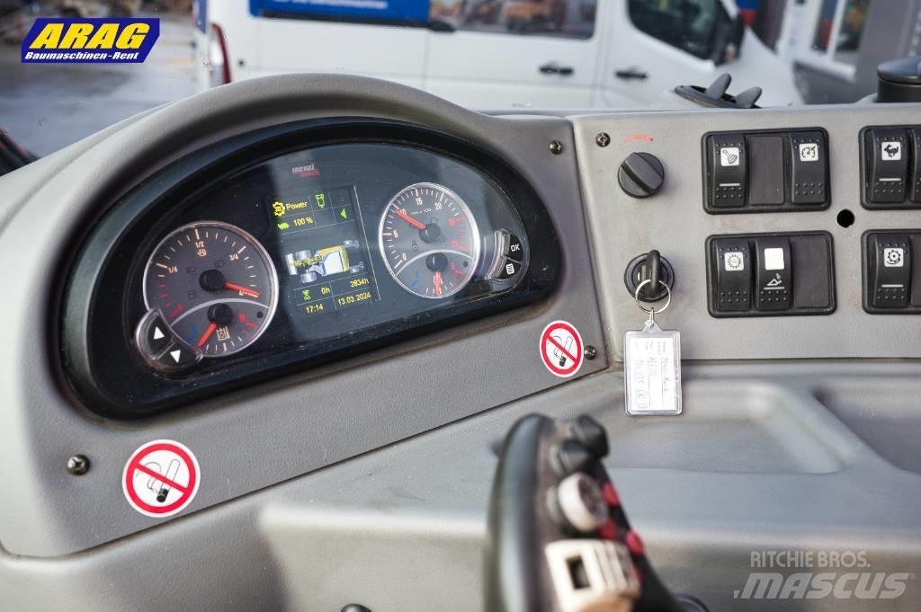 Menzi Muck M520 轮式挖掘机