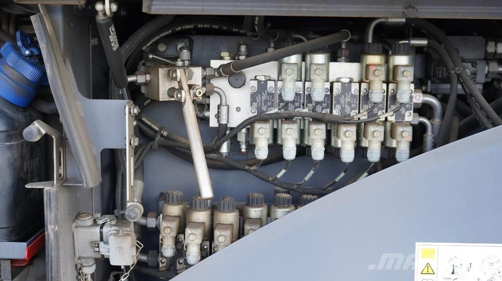 Vögele SUPER 1800-3I 沥青摊铺机