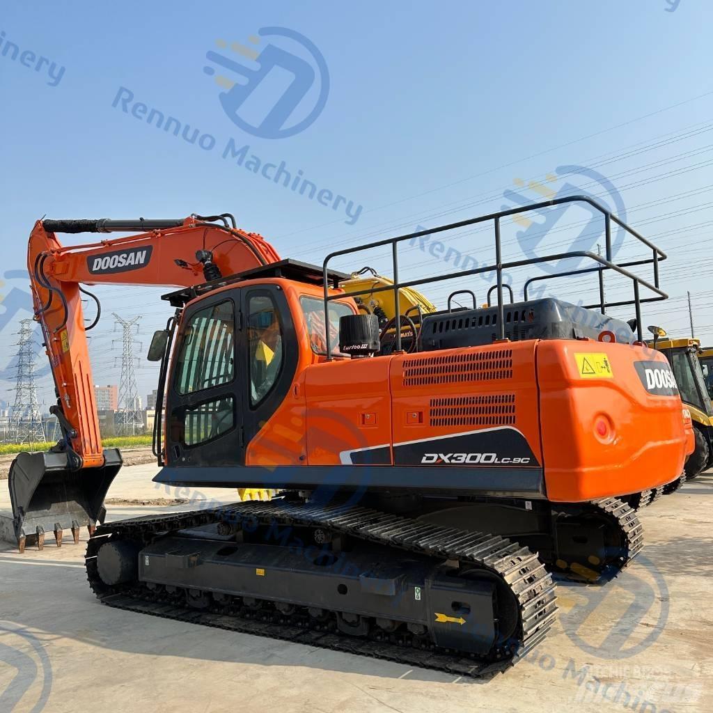 Doosan DX 300LC-9C 履带挖掘机