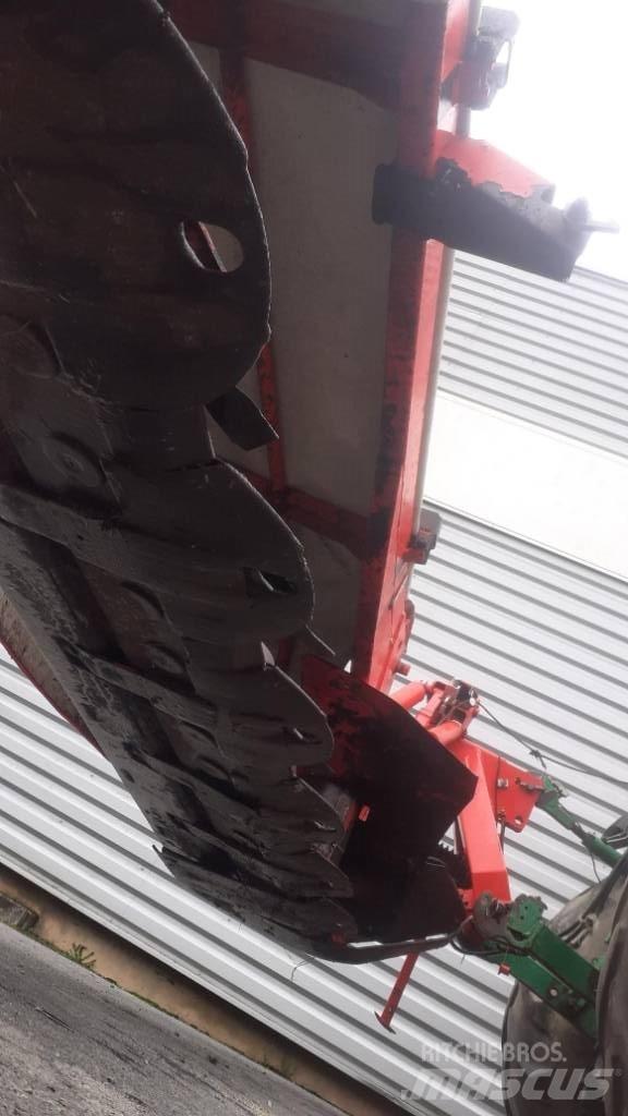 Kuhn GMD310 割草机