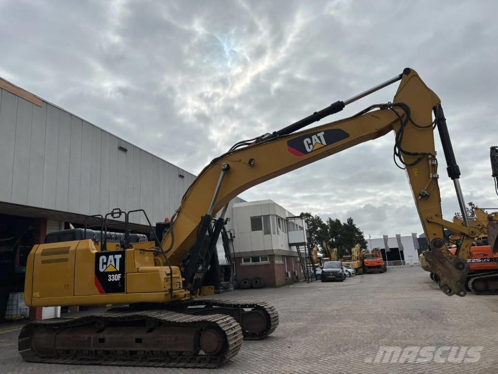 CAT 330FL 履带挖掘机
