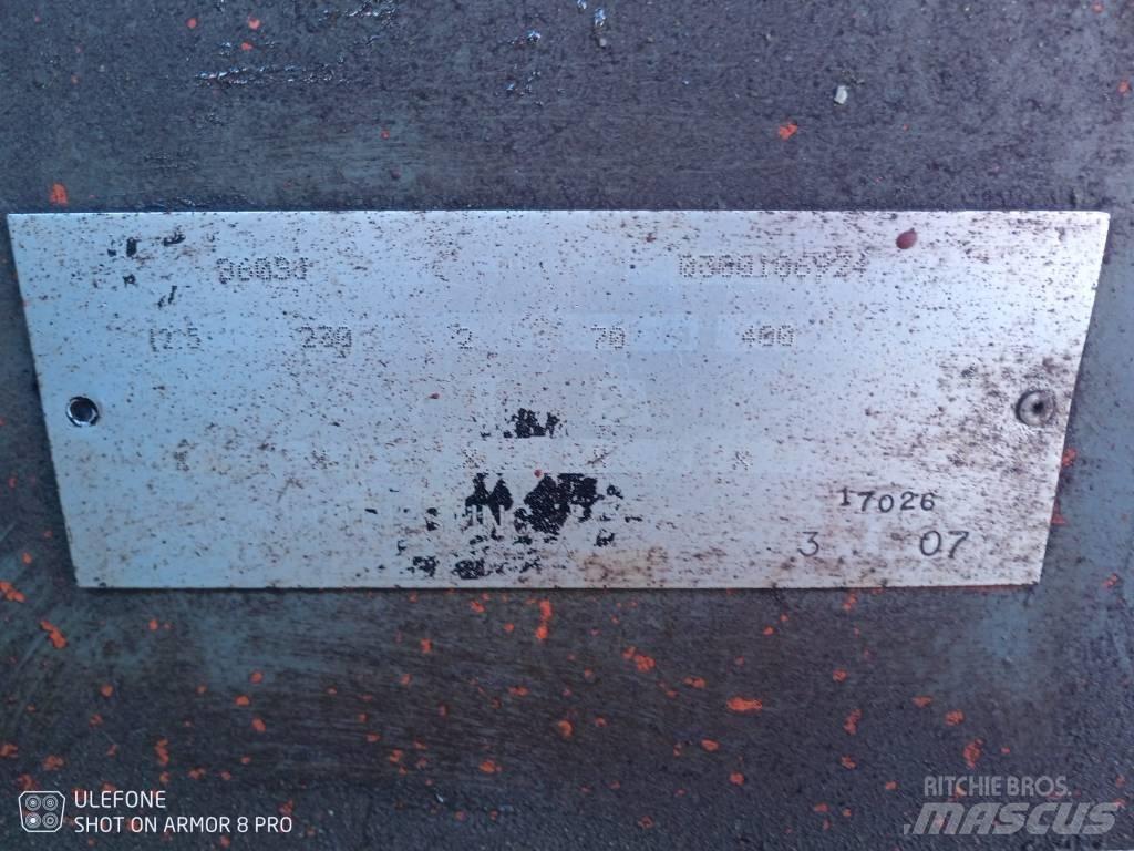 JLG 860 SJ 直臂高空工作平台