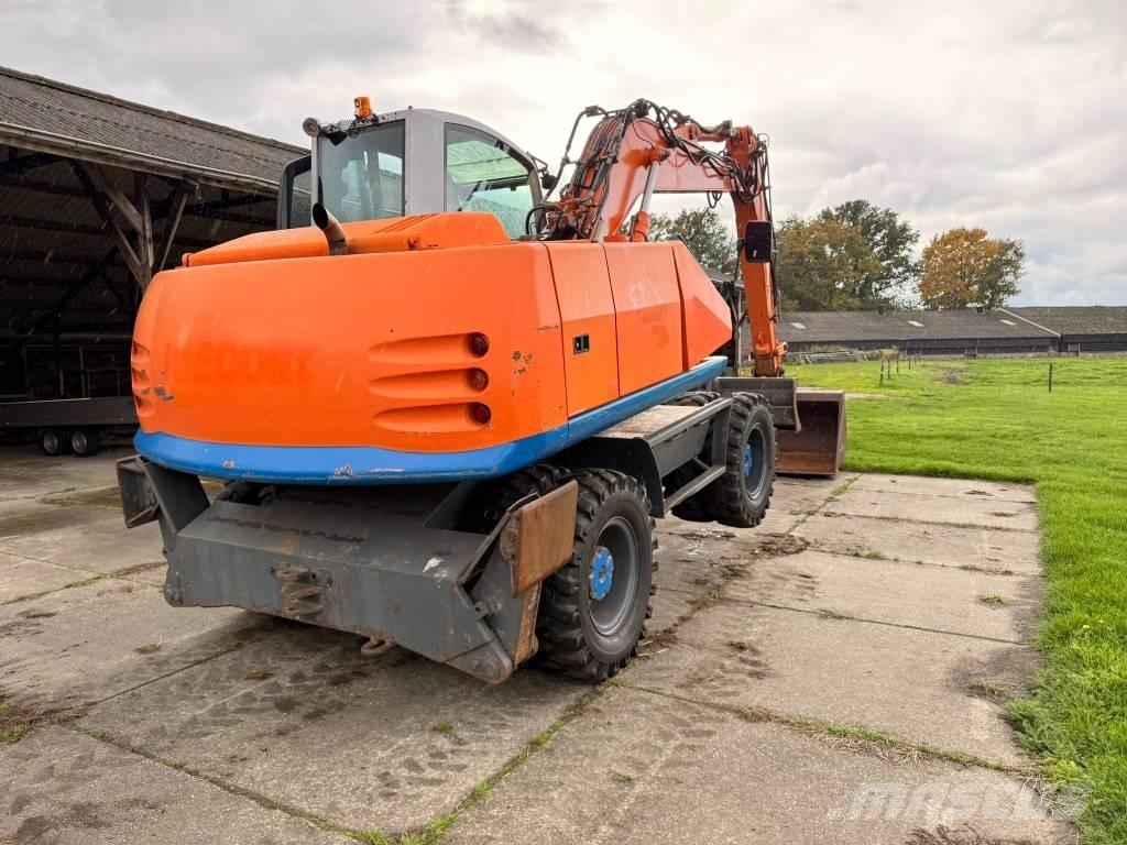 Atlas terex 挖坑机