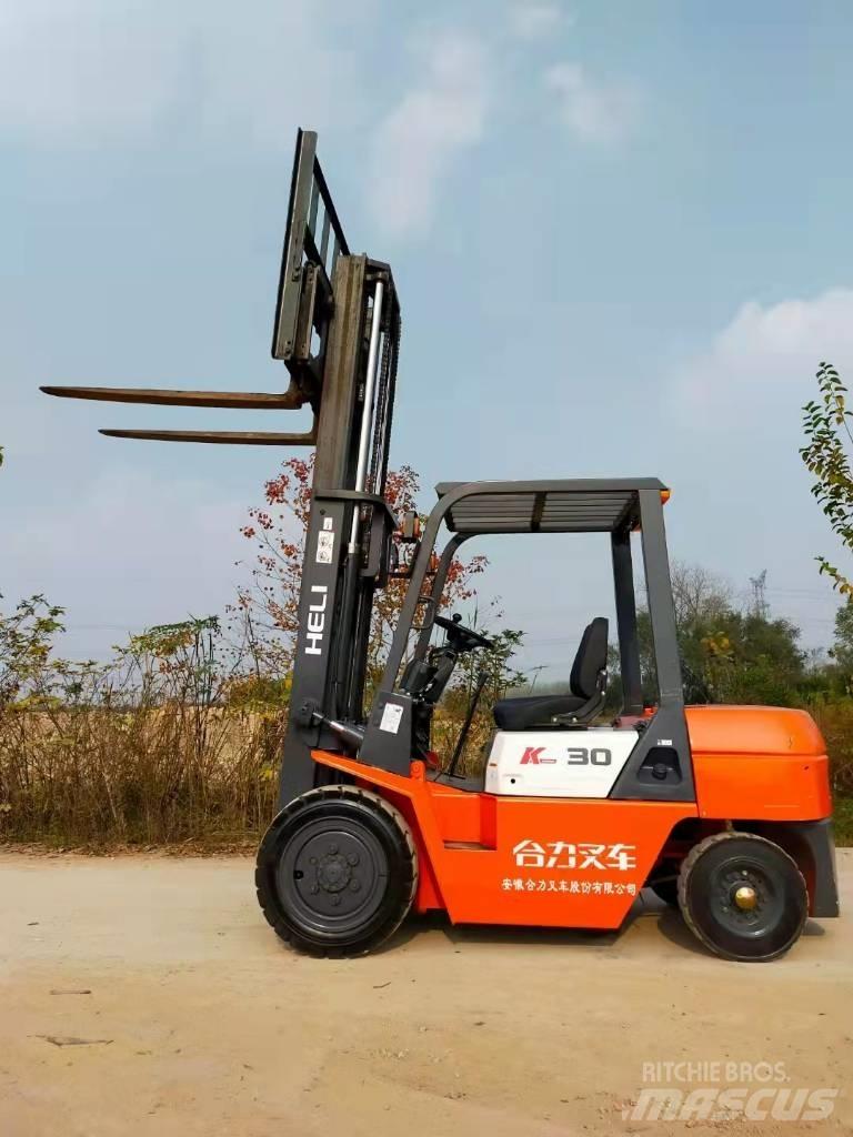 Heli CPCD 30 柴油叉车