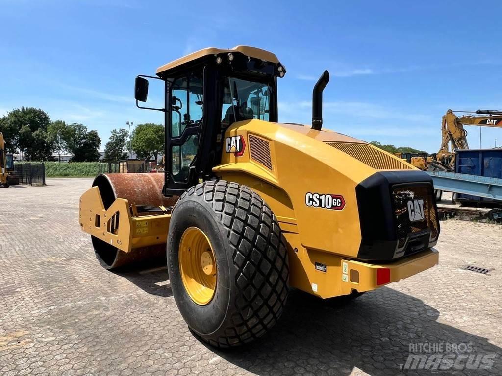 CAT CS10 GC 其他压路机