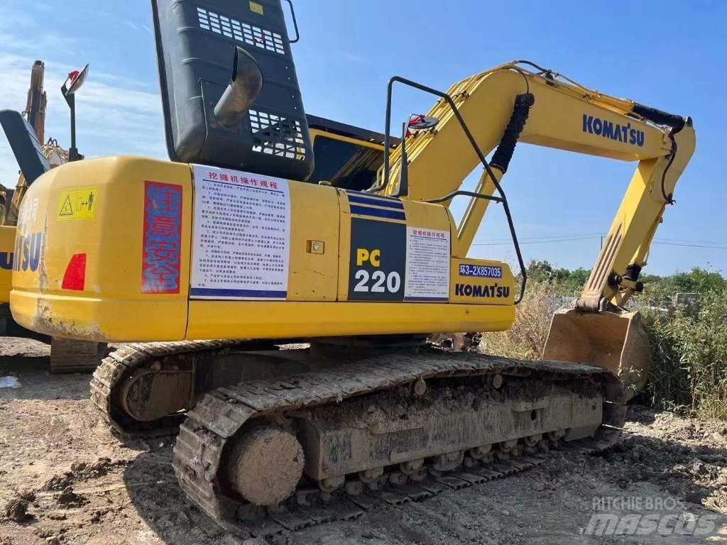 Komatsu PC 220 履带挖掘机
