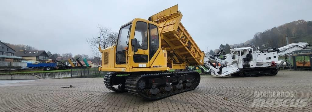 Komatsu CD 60 R 履带式自卸车