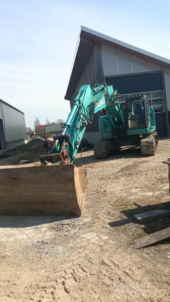 Kobelco SK230SRLC-5 履带挖掘机