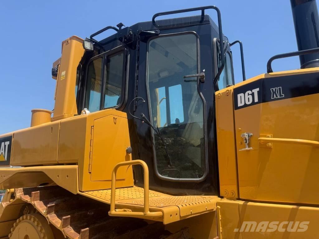 CAT D 6 T XL 履带式推土机