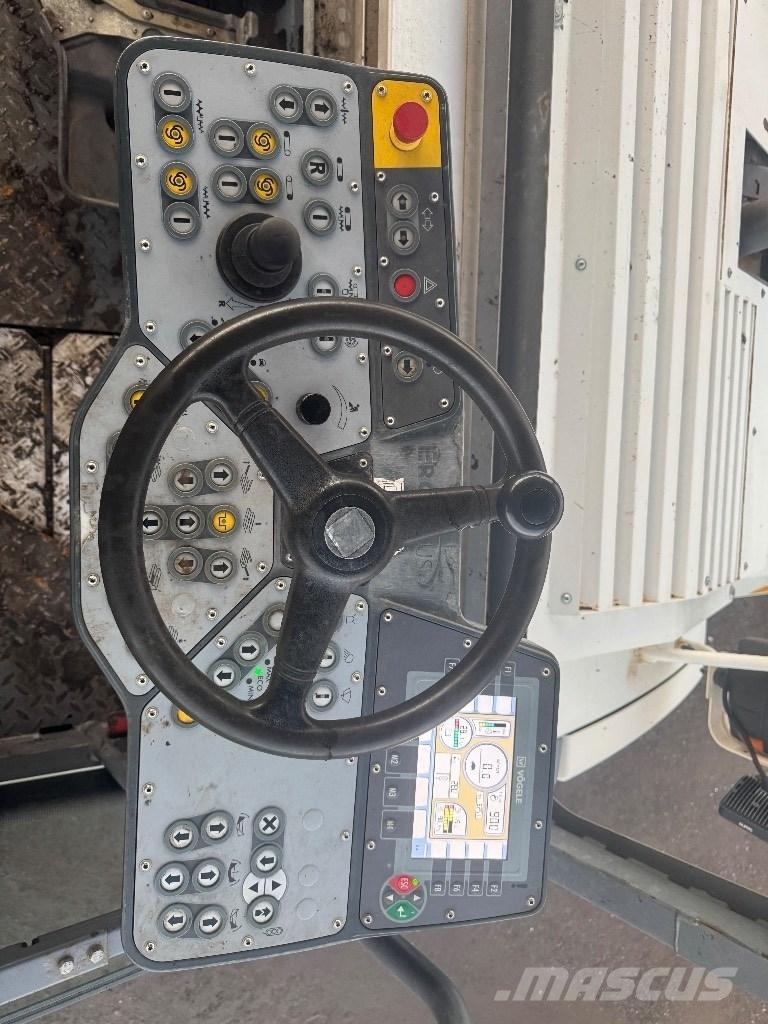 Vögele Super 1803-3i 沥青摊铺机