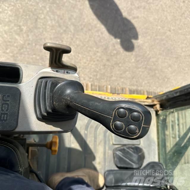 JCB 220X 履带挖掘机