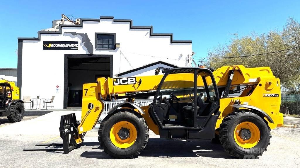 JCB 507-42 伸缩臂叉装车|叉装车