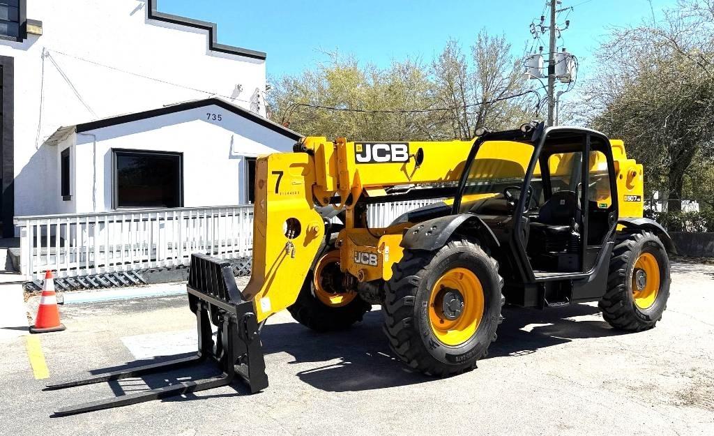 JCB 507-42 伸缩臂叉装车|叉装车