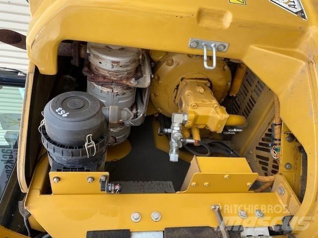CAT 308 E 2 CR 履带挖掘机
