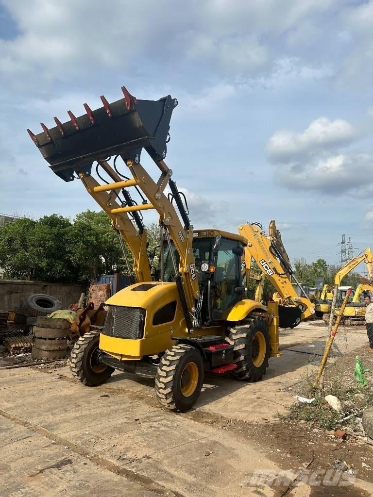 JCB 3 CX 反铲装载机