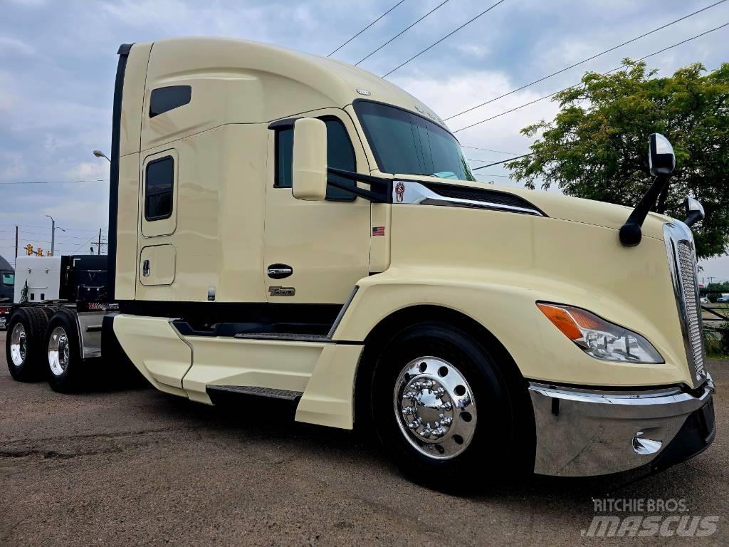 Kenworth T 680 牵引车