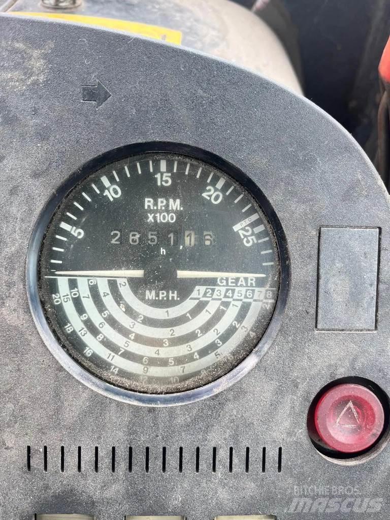 John Deere 3040 拖拉机/农用车
