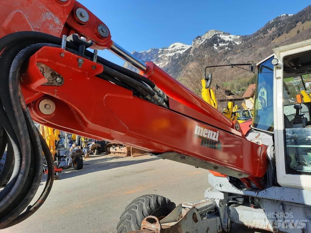 Menzi Muck M530 轮式挖掘机