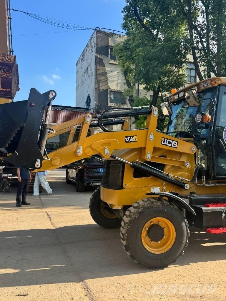 JCB 3CX 反铲装载机