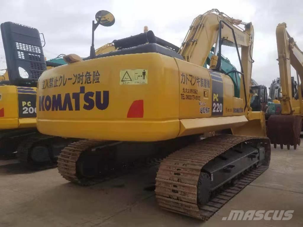 Komatsu PC 220-8 履带挖掘机