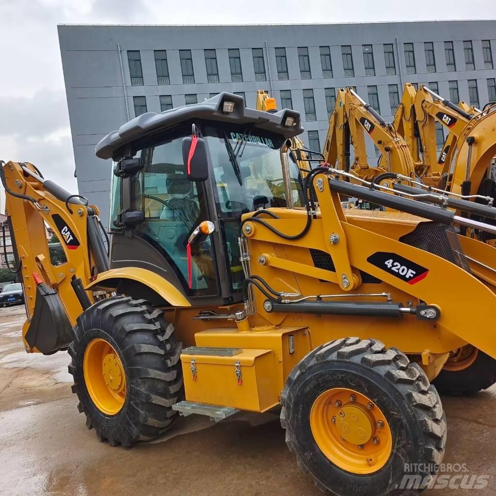 CAT 420 F 反铲装载机