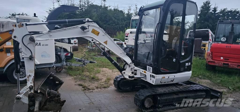 CAT 302.7 D CR 小型挖掘机