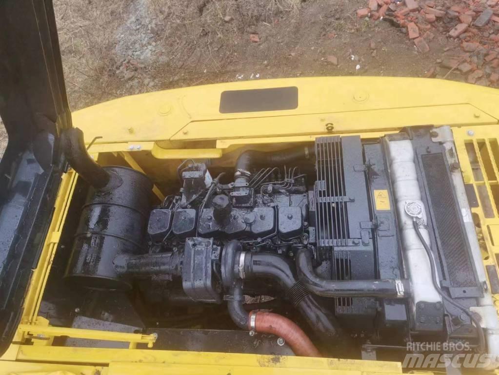 Komatsu pc220-7 履带挖掘机